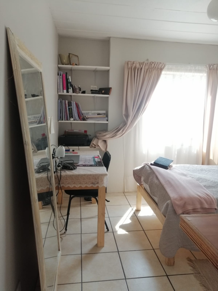1 Bedroom Property for Sale in Die Bult North West